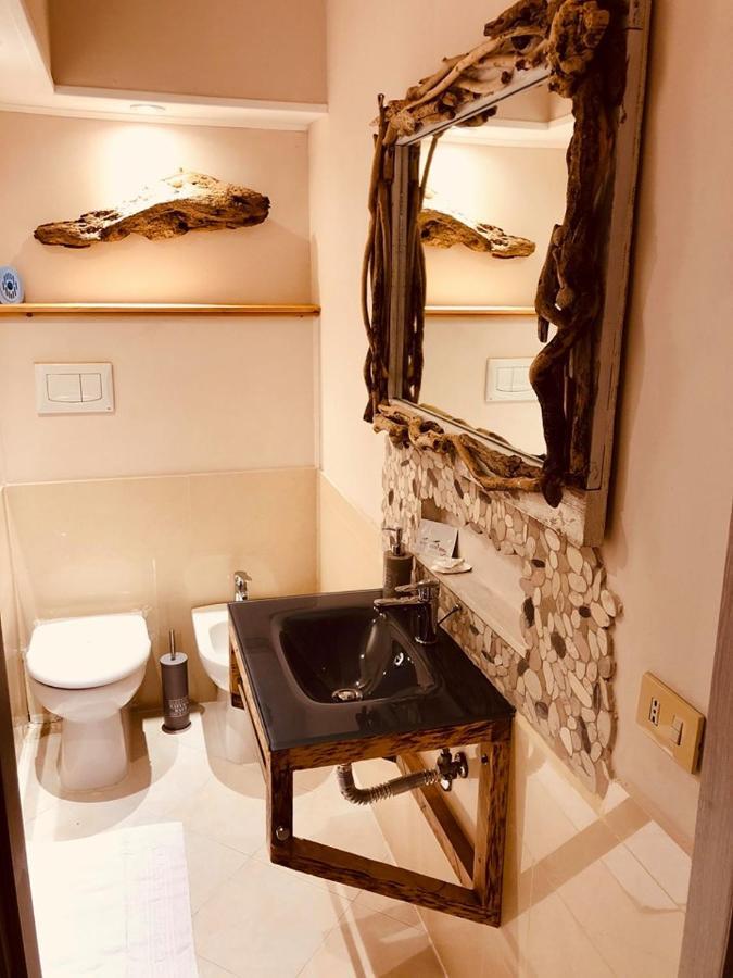 B&B Le Quattro Stagioni La Maddalena  Ngoại thất bức ảnh